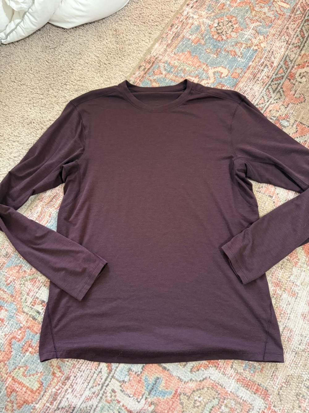 lululemon Men's Long Sleeve shirt M Crewneck - Plum
